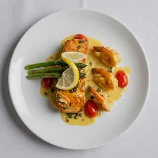 Salmon Bianco
